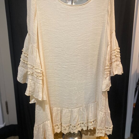 479-You Are BELL-eutiful💙 Paisley Vine Bell Sleeve Boho Blouse - Picture 3 of 11